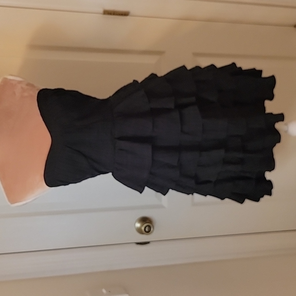~RARE~ GB Gianni Bini Strapless Black Dress with Ruffle Skirt, Size Jrs 3 EUC!